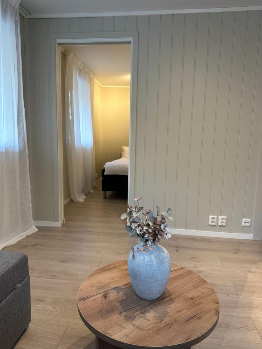 Lys Rent Og Trivelig Hybelleilighet Кристиансанд Экстерьер фото